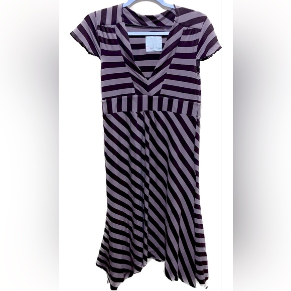 Carve Women’s Paris Dress - Picture 1 of 4